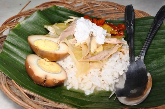 Nasi Liwet Solo Wangi dengan Santan